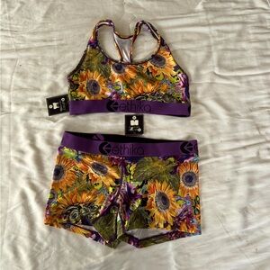 ETHIKA NWT M/L TWO PIECE SET